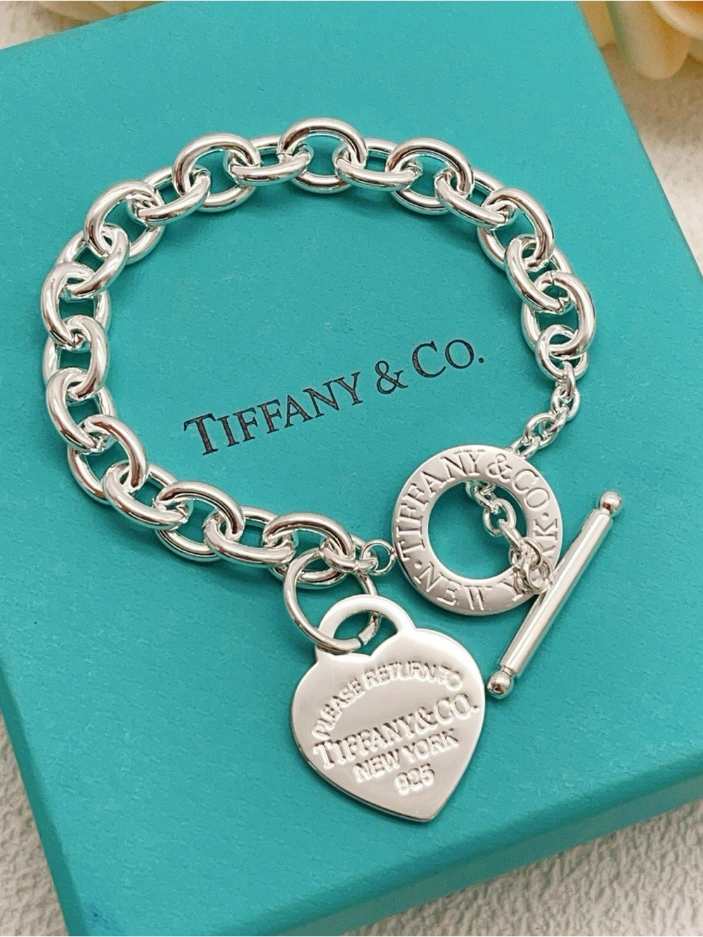 Tiffany & Co. Sterling Silver Heart Toggle Charm Bracelet - Silver